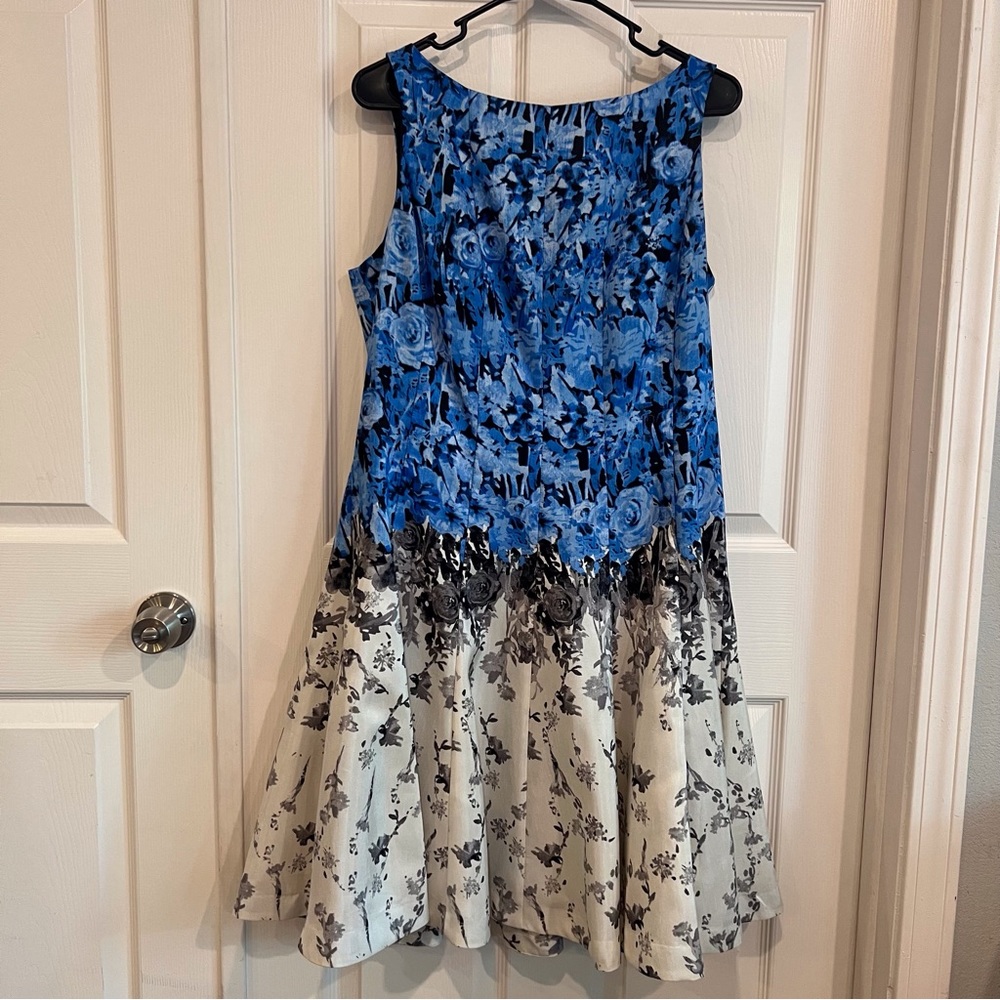 Chic Blue and Black Floral Midi Dress